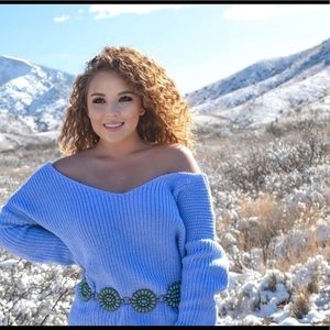 Low back knot sweater